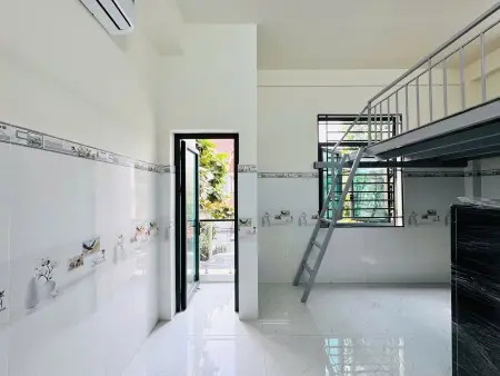 Phòng Mới Xây Có Gác Lửng - Ưu Đãi Giảm Giá Đầu Năm – Có Khu Sạc Xe Điện
