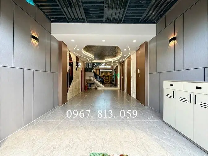 Nhà Sát Gò Vấp, Đối Diện Công Viên, Dt:4X17M, Lửng, 3 Lầu, 4Pn, Gara