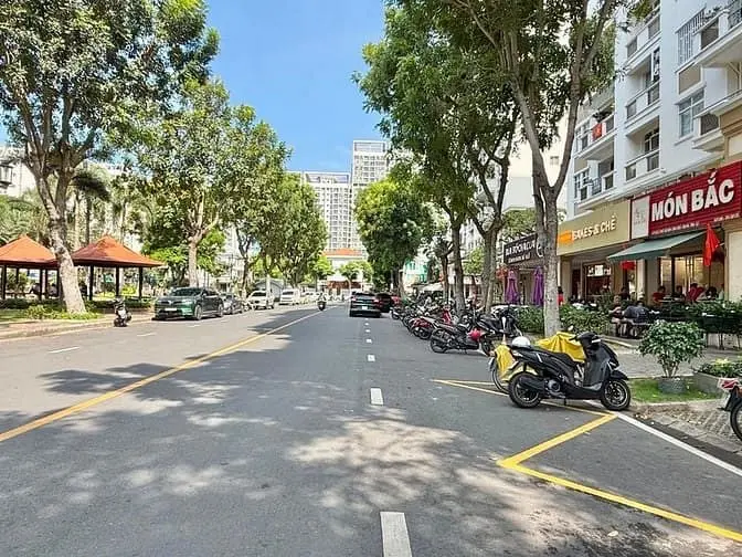 Shop Khu Chung Cư Cảnh Viên, Phú Mỹ Hưng Diện Tích 130M2 Giá Rẻ