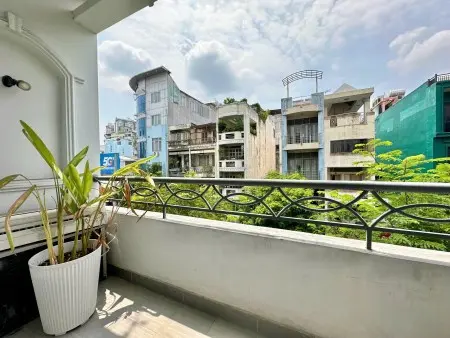 Cho Thuê Căn Hộ 1Pn Balcony Giá Rẽ Ngay Cầu Calmette - Chợ Bến Thành