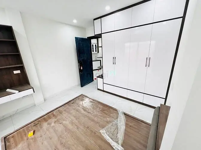 Bán Gấp Nhà Mới Dòng Tiền Kim Mã Thượng