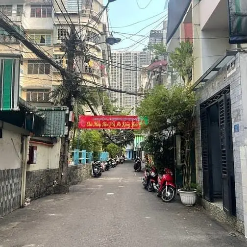 Bán Nhà Hẻm Võ Văn Kiệt, Phường Cầu Ông Lãnh, Quận 1, Vị Trí Đẹp