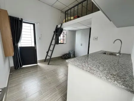 Chính Chủ Thuê Duplex Máy Giặt Riêng Ban Công Gần Ngã Tư Hàng Xanh - Bình Thạnh