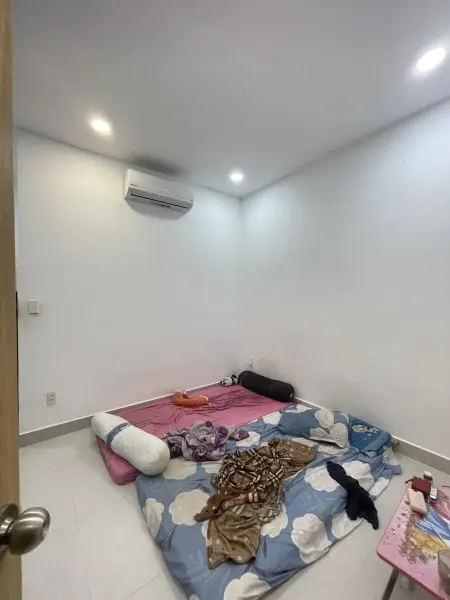 Cho Thuê Phòng Trọ Ở Hẻm 1034 Cmt8 (Gần Hoàng Sa), 18M2, Giá 4.5 Triệu