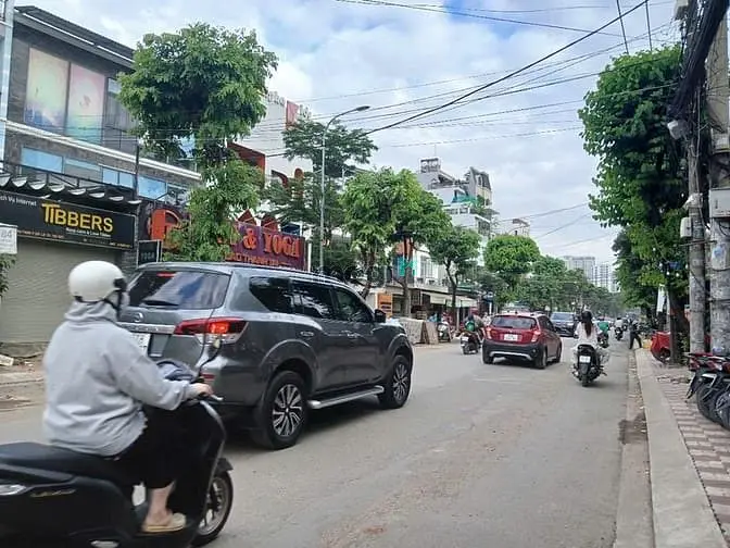 Bán Đất Thổ Cư Mặt Tiền Đường Lê Văn Thịnh Quận 2 Đg 30M Ngang 7M