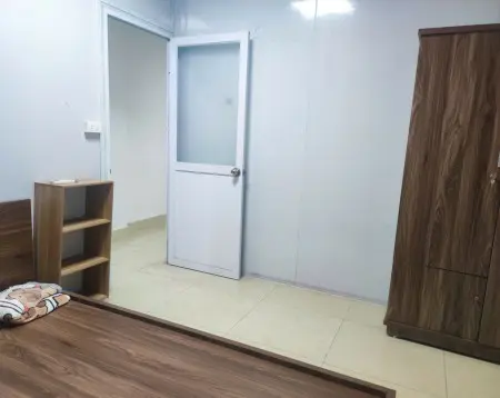 Cho Thuê Phòng Giá Rẻ, Khép Kín, Thang Máy, Oto Đỗ Thoải Mái, Gần Công Viên Hòa Bình