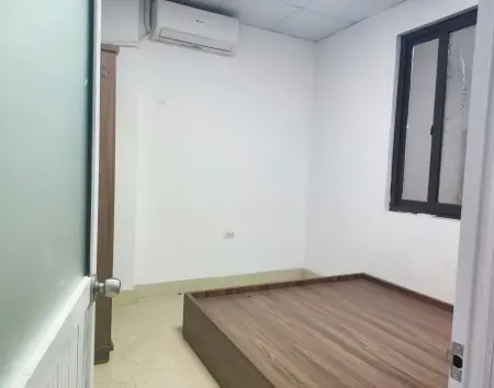 Cho Thuê Phòng Giá Rẻ, Khép Kín, Thang Máy, Oto Đỗ Thoải Mái, Gần Công Viên Hòa Bình