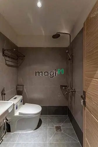 Căn Hộ Ngay Trung Tâm Bt, Chợ Bà Chiểu, Ngã Tư Hàng Xanh, D2,..