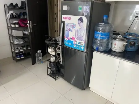 Tuyển 2 Bạn Phòng Kí Túc Xá Tại Chung Cư Hoa Sen - Đối Diện Đầm Sen