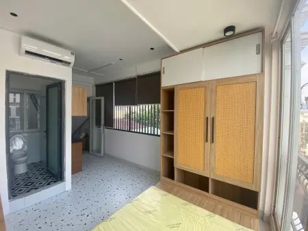 Cho Thuê Phòng Cửa Sổ Lớn Siêu Thoáng, Tách Bếp Giá Chỉ 5,5 Triệu Ngay Khu Phan Xích Long, Phú Nhuận