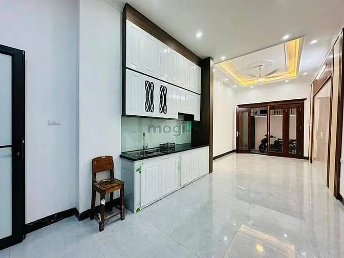 Nhà Đẹp Trung Tâm Đống Đa - Giá Hợp Lý