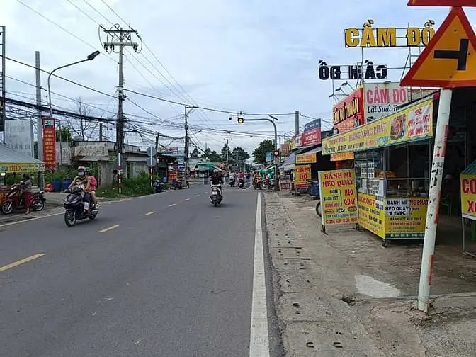 Bán Gấp Mặt Tiền Hùng Vương Nhơn Trạch,Kho,Xưởng, Kd,Giá Rẻ 2,2Tr/M