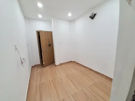 Phòng Sẵn Máy Lạnh - Nam Kỳ Khởi Nghĩa Q3