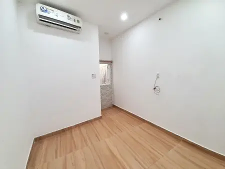 Phòng Sẵn Máy Lạnh - Nam Kỳ Khởi Nghĩa Q3