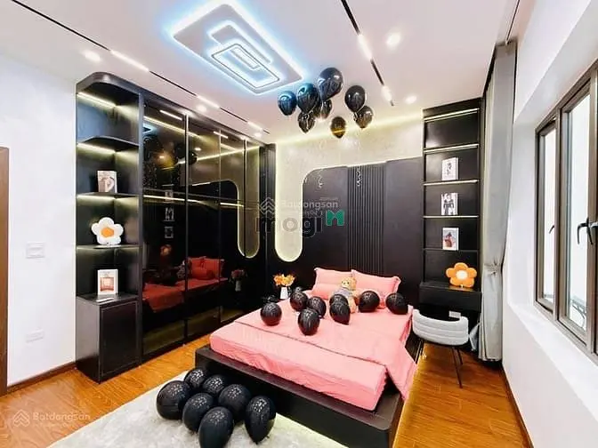 Bán Nhà Kim Giang-Đại Kim 52Mx5T,Ngõ 4M,Thoáng,Giá Chỉ 9.5 Tỷ,Sổ Đỏ