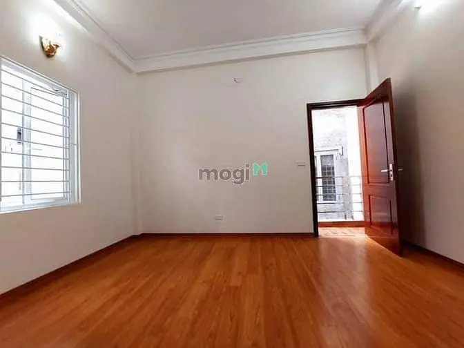 Bán Nhà Kim Giang 45M2X5T,Giá 8.25 Tỷ,Ngõ 3M,Thoáng,Gần Phố,Sổ Đỏ