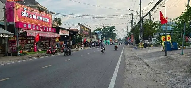 Bán Gấp Mặt Tiền Hùng Vương Nhơn Trạch,Kho,Xưởng, Kd,Giá Rẻ 2,2Tr/M