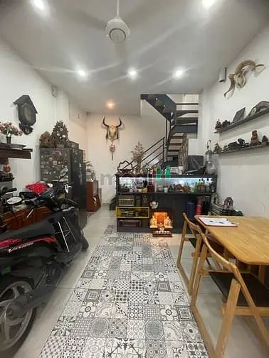 💥Hiếm Trần Bình Trọng P5 Bt 🏠22M2 4 Tầng Đúc Nở Hậu 💰 Chỉ 5.5 Tỷ Tl