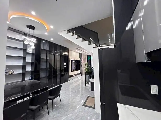 Nhà Mặt Tiền Huy Cận-Mới Hoàn Thiện-Nhà Đẹp