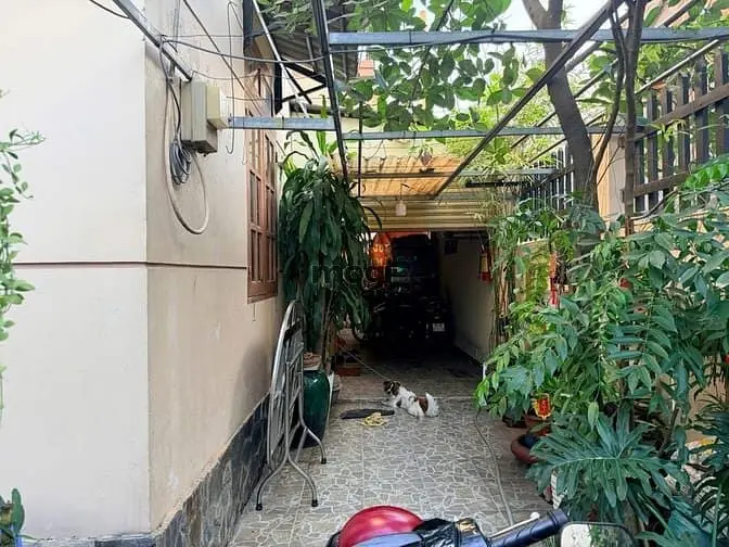 Chính Chủ Gửi Bán Căn Góc 2 Mặt Tiền Hẻm Oto Đường Lê Văn Thịnh