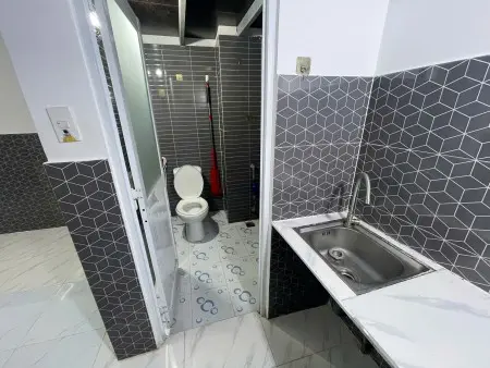 Cho Thuê Nhà Trọ Đường Thân Nhân Trung, Phường 13, Tân Bình – Sạch, Thoáng, Giá Sinh Viên!