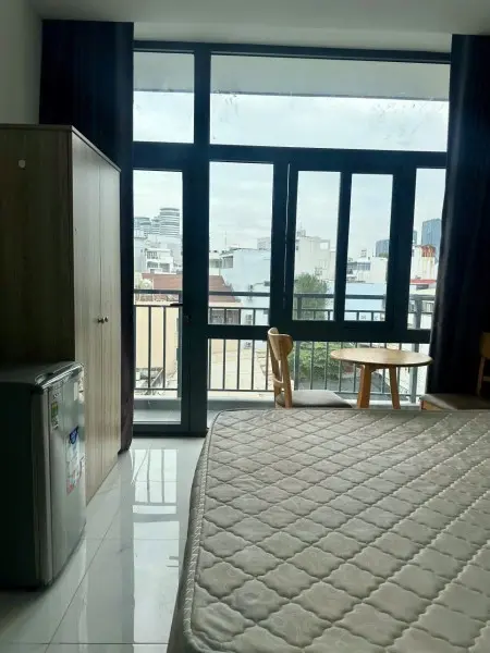 Cho Thuê Phòng 34M2 Cửa Sổ Ban Công Thoáng Mát Đón Nắng Ở Bình Thạnh Ngay Đh Hutech,Hồng Bàng,Uef