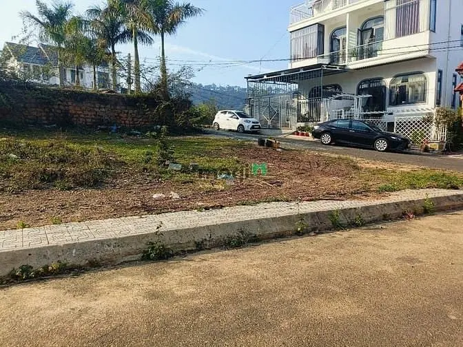 Bán Đất Biệt Thự Mặt Tiền Kqh Đường Đa Phú Phường 7 Đà Lạt, Hơn 7 Tỷ