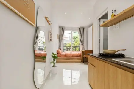 Phòng Ban Công Phú Nhuận Khu Phan Xích Long, Full Nội Thất Giáp Q1