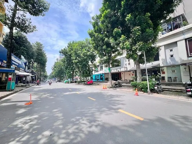 Shop Phú Mỹ Hưng, Đường Phạm Văn Nghị, Chung Cư Sky Garden Giá Thuê Rẻ