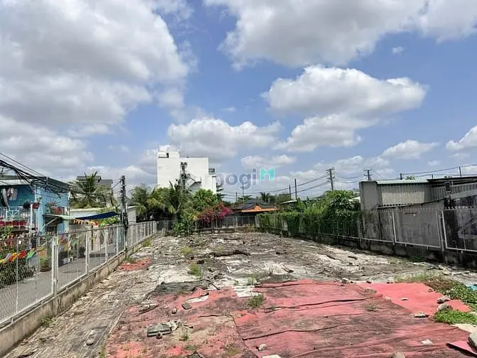 Chính Chủ Gửi Bán Lô Đất Hẻm 922 Xe Tải Ra Vô Đường Nguyễn Thị Định