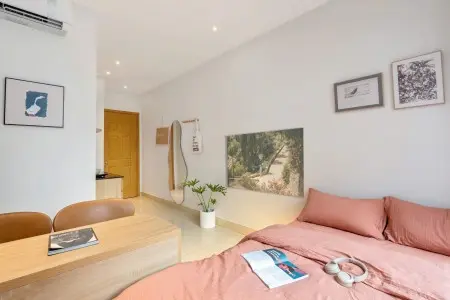 Phòng Ban Công Phú Nhuận Khu Phan Xích Long, Full Nội Thất Giáp Q1