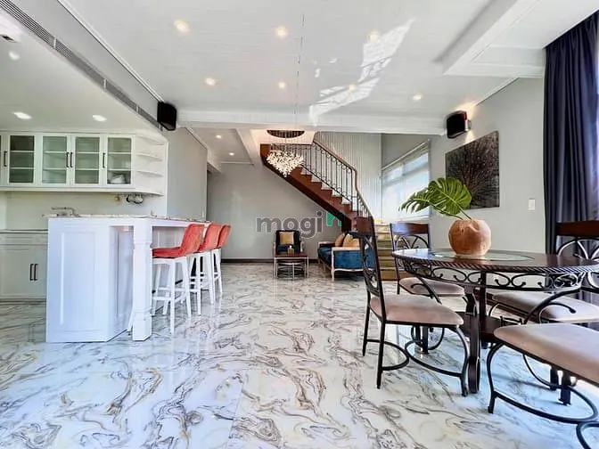 Bán Căn Penthouse Đẹp Có Sẵn Hdt Tại Pmh, Dt 242M2, 3Pn, Full Nt Đẹp