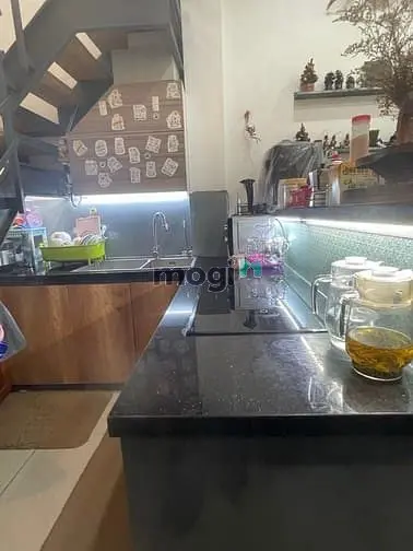 💥Hiếm Trần Bình Trọng P5 Bt 🏠22M2 4 Tầng Đúc Nở Hậu 💰 Chỉ 5.5 Tỷ Tl