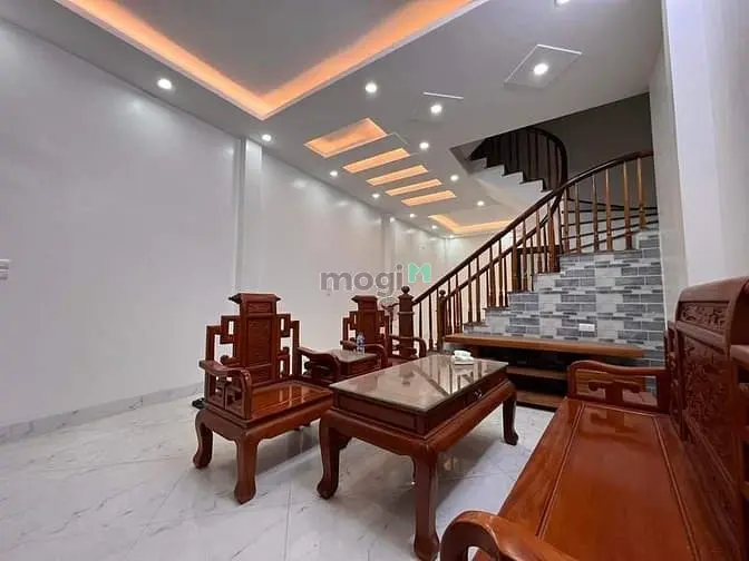 Bán Nhà Kim Giang 38M2 X5T,Dân Xây,Ở Luôn,Ngõ Rộng,Thoáng,Giá 7.28 Tỷ
