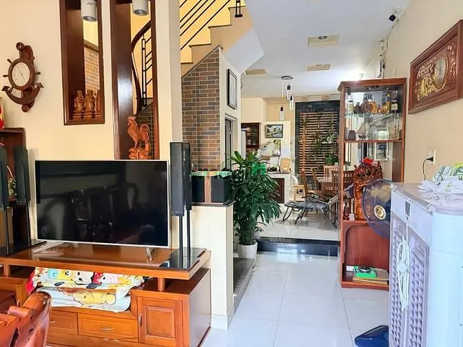 Chính Chủ Gửi Bán Căn Góc 2 Mặt Tiền Hẻm Oto Đường Lê Văn Thịnh