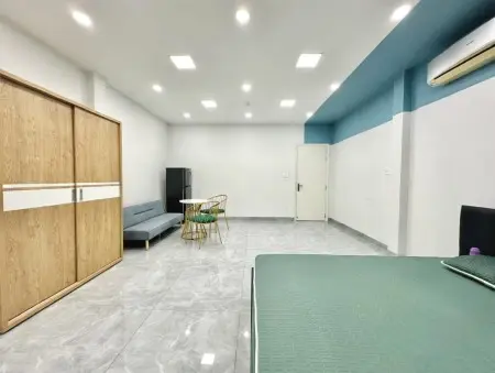 Cho Thuê Căn Hộ Full Nội Thất, Rất Rộng, Thoáng Mát 48M2 Mặt Tiền Đường Lê Văn Quới