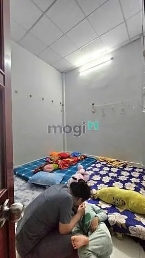 Nhà Sổ Hồng Riêng 1 Sẹc Đường Bình Trị Đông: 4Mx10M 1 Trệt 1 Lầu Đúc