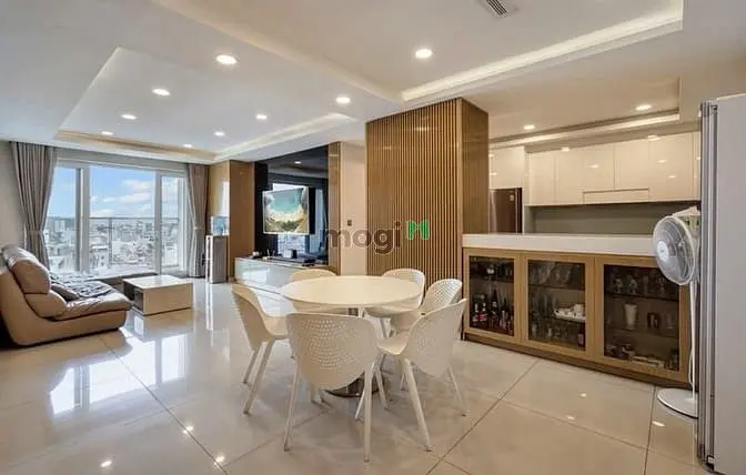 Căn Hộ Cao Cấp Vip - Sky Center Phổ Quang – 140M² – Căn Góc View Land