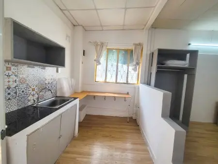 Phòng Trọ Cho Thuê Gần Trường Đh Văn Hiến, Đh Kinh Tế Ueh, Q3 Rộng 30M2 Gần Chợ Bàn Cờ Full Nội Thất