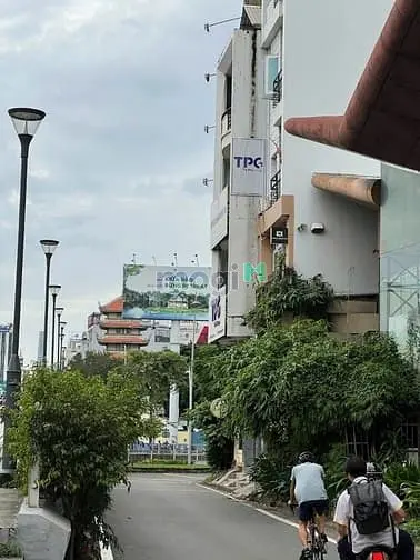 Đại Lộ Mt Nguyễn Văn Trỗi (4,2X13M) 3 Lầu..giá 15.8 Tỷ