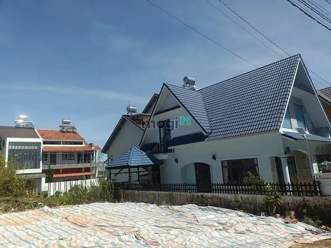 Bán Đất Biệt Thự Thổ Cư Đường Nam Hồ Đà Lạt, Đường Ô Tô Đất Bằng Phẳng