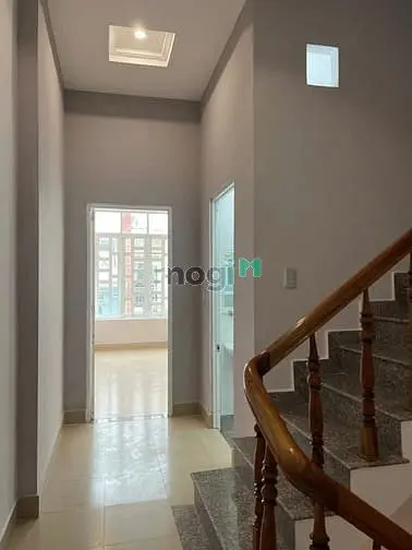 Bán Nhà 3 Lầu Mặt Tiền Kinh Doanh Phan Đăng Lưu Trung Tâm Bảo Lộc