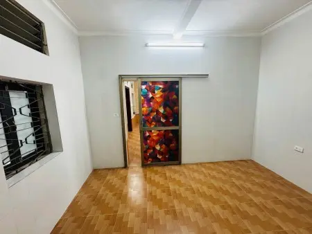 Cho Thuê Nhà Riêng Tầng 1 Phố Khâm Thiên, Giá 6 Triệu Diện Tích 70M2