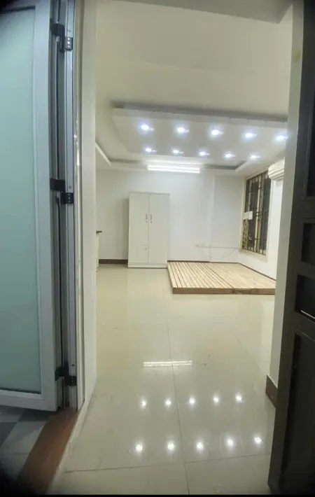 Cho Thuê Phòng 286 Đê La Thành Nhỏ