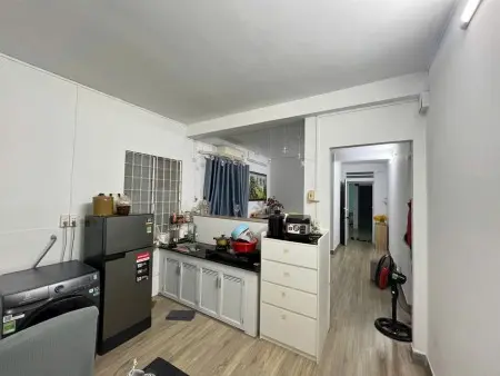 Chung Cư 590, Cmt8, Phường 11, Quận 3: 80M2,2P Ngủ, Nt, 11Tr/Th