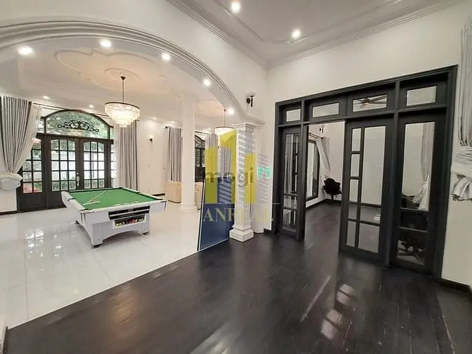 Biệt Thự Sân Vườn Thảo Điền 480M2 - Có Hồ Bơi - Giá 130 Triệu