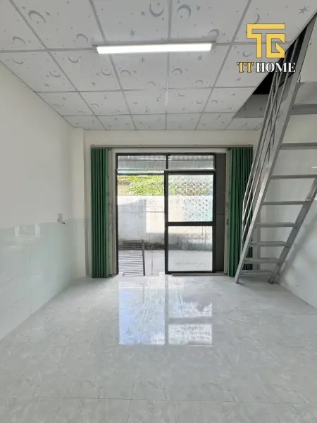 Cho Thuê Phòng Mặt Tiền 30M2 Đường Nguyễn Văn Cừ Gần Đại Học Y Dược