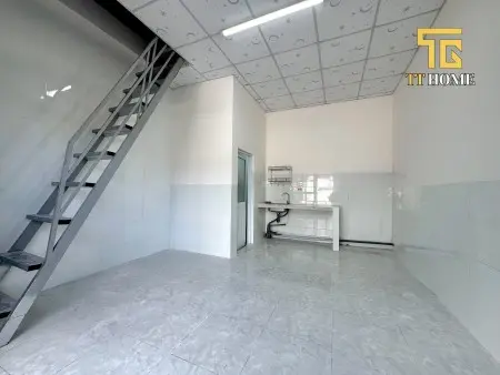 Cho Thuê Phòng Mặt Tiền 30M2 Đường Nguyễn Văn Cừ Gần Đại Học Y Dược