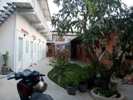 Phòng Trọ Lớn, Gần Trường Nguyễn Tất Thành, Chợ Vườn Lài