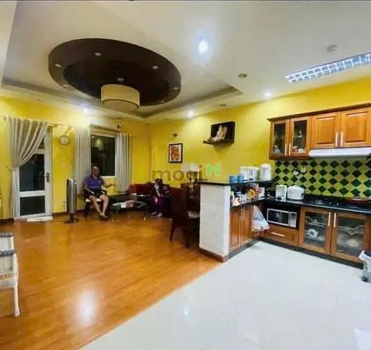 Chung Cư D5, Đường D5, Bình Thạnh: 3P Ngủ, 15Tr, 105M2, Full Nt